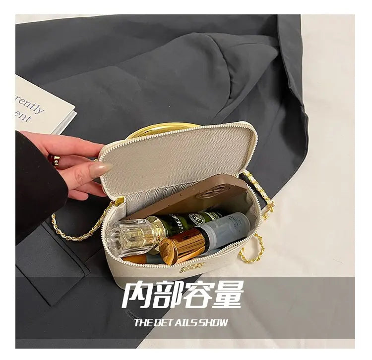 Luxury French Style Large Capacity Tote Bag Stylish Shoulder Handheld & Crossbody Fashion Bag for Women, High-End Elegant Design