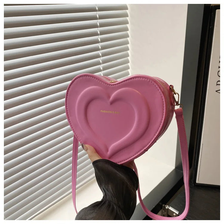 Fashion Heart Shape Crossbody Bags for Women Niche Design Solid Color Ladies Shoulder Bag Lightweight Female Love Handbags