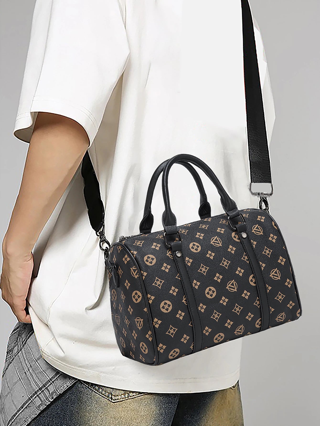 Men's Crossbody Bag Black Sling Bag for Men, Large Capacity Shoulder Bag, Stylish Multifunctional Handbag for Men Design