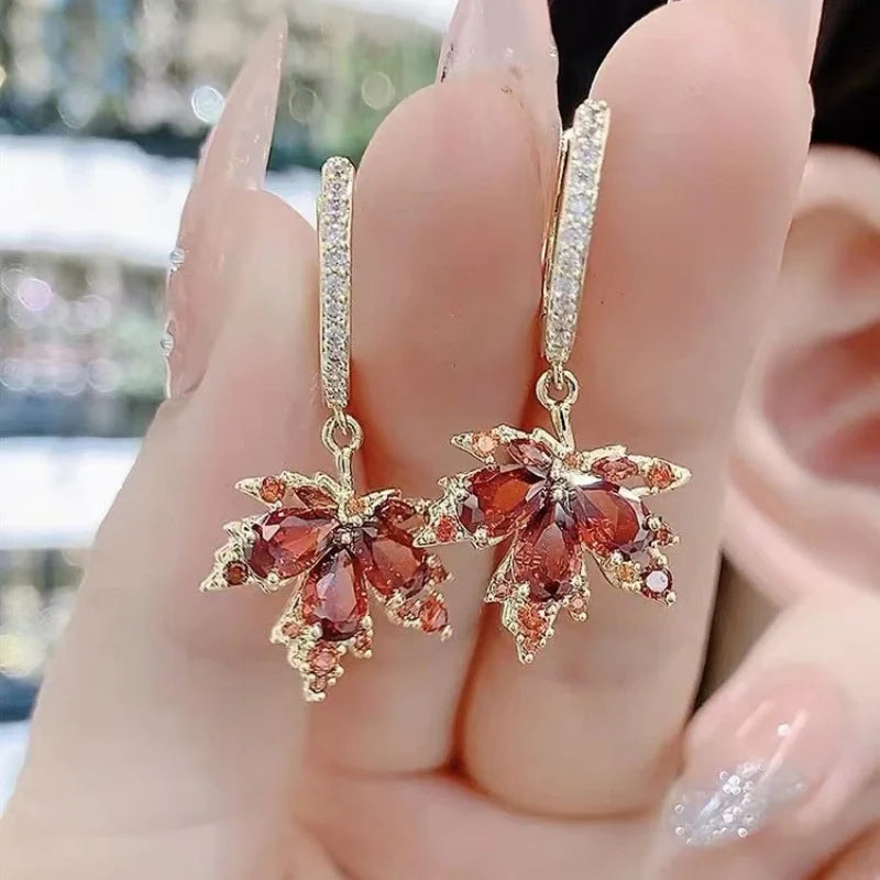 Chenrui Fashion Leaf Inlaid Zircon Earring Buckle for Women's Luxury, Fashionable and Elegant Medium Length Red Accessories