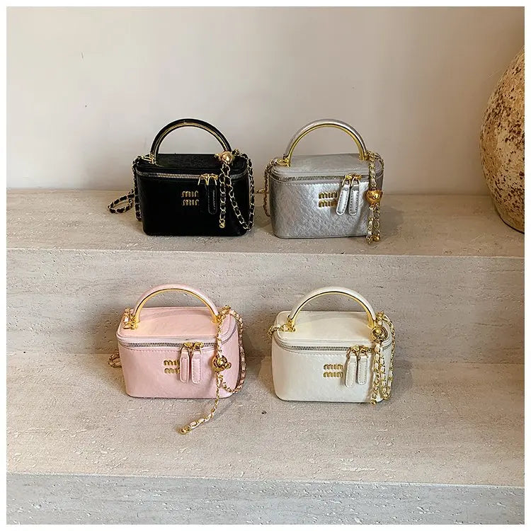 Luxury French Style Large Capacity Tote Bag Stylish Shoulder Handheld & Crossbody Fashion Bag for Women, High-End Elegant Design