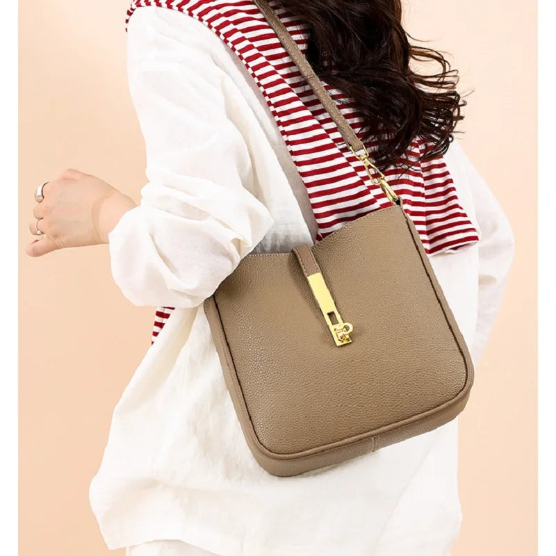 Light luxury genuine leather women's crossbody bag high quality handbag Fashion underarm bag French versatile Shoulder Bag