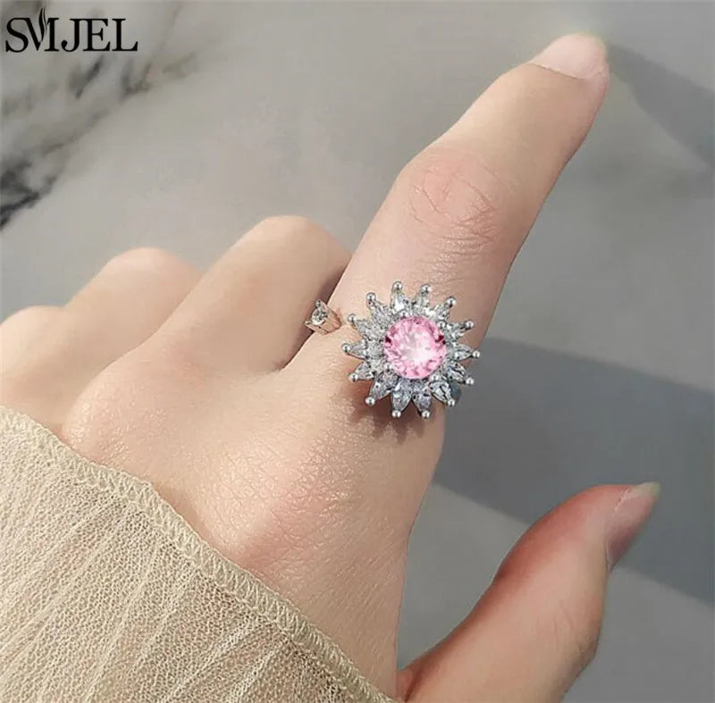 Luxury Rotating Anxiety Animal Rings for Women Spinner Fidgets Cute Flower Heart Dragonfly Anti Stress Ring Wedding Jewelry
