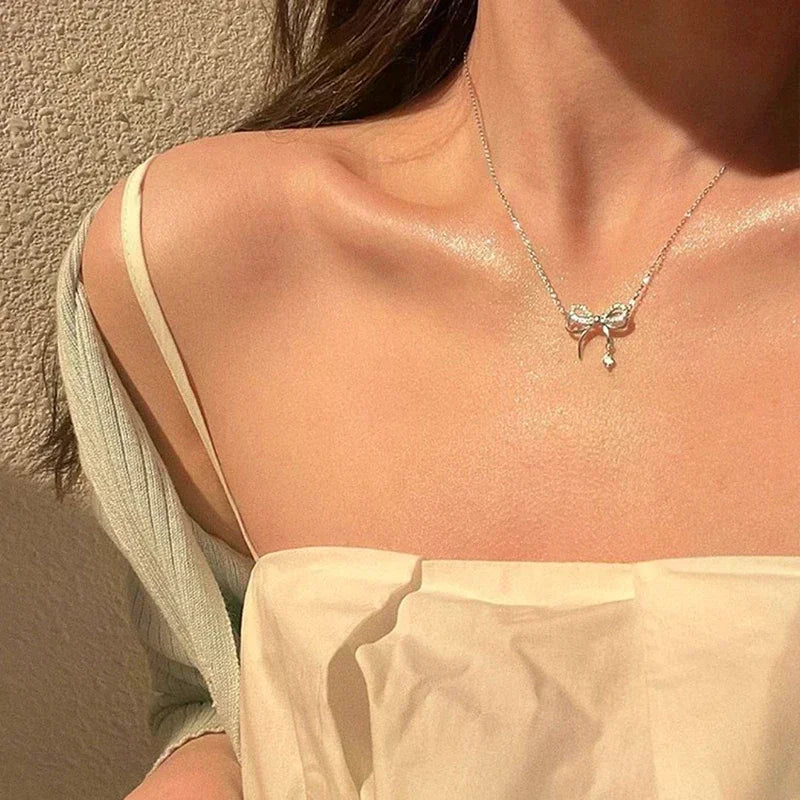 Zircon Bow Knot Pendant Necklace for Women Design Elegant Korean Fashion Necklaces Woman Charms Necklace Party Lady Accesorios