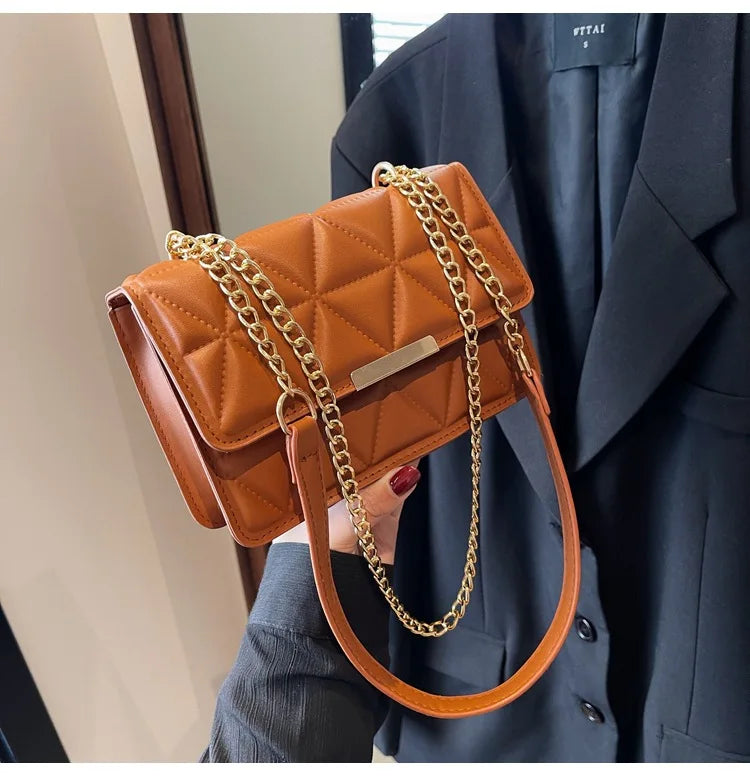 Fashionable Retro Women's Crossbody Bags, Simple and Versatile Casual Shoulder Bag, Suitable for Commuting and Banquets
