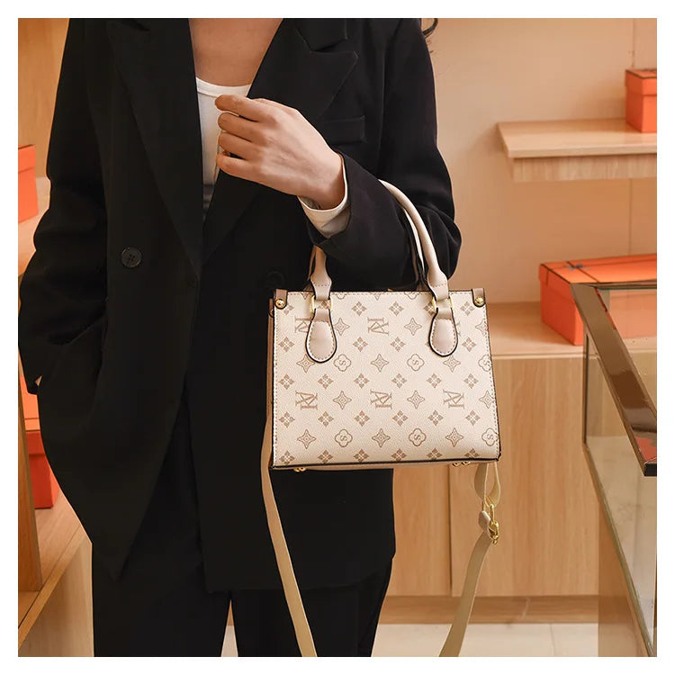 Elegant Ladies Handbag Retro Printed Crossbody Bag for Women Luxury Designer Leather Material Messenger Handbag for Travel