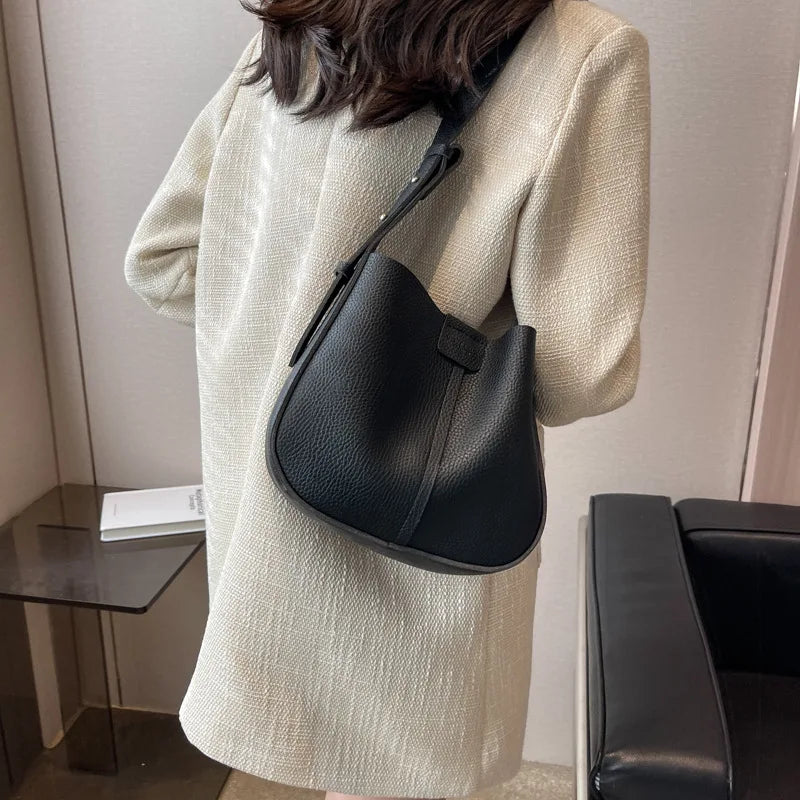Fashion Women Crossbody Bags Shoulder Bags Luxury Brand Design Bucket Bag Ladies Large Capacity  PU Leather Portable Hand Bags