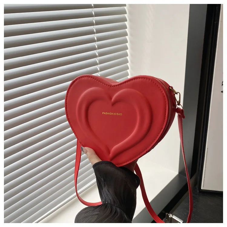 Fashion Heart Shape Crossbody Bags for Women Niche Design Solid Color Ladies Shoulder Bag Lightweight Female Love Handbags