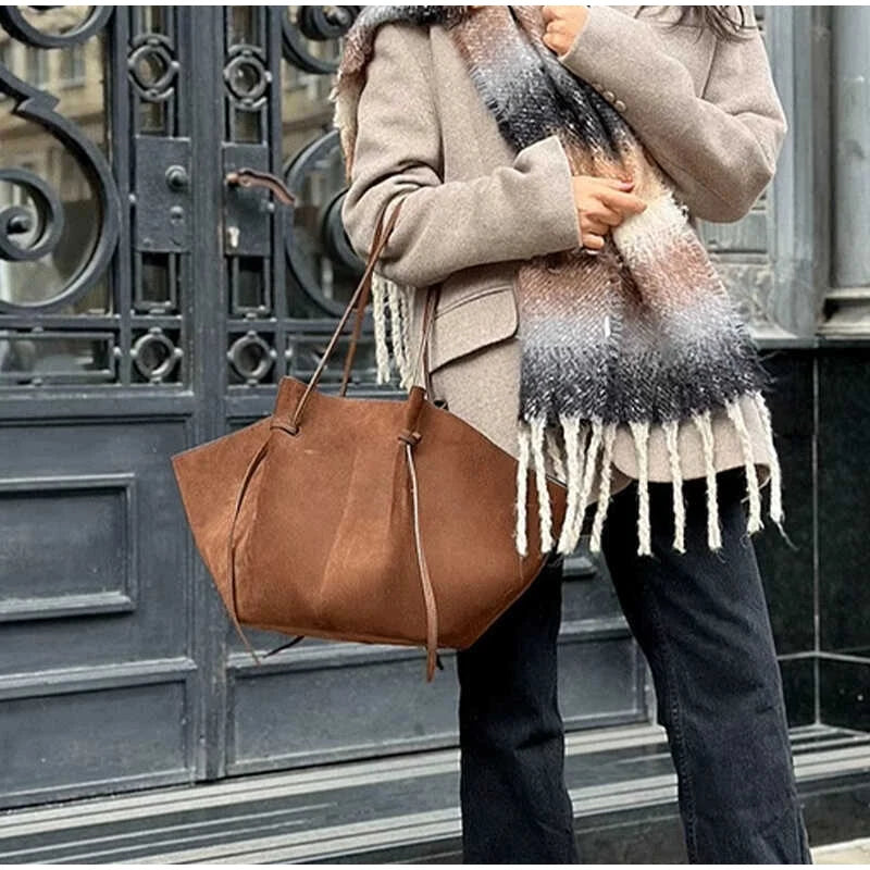 Luxury Faux Suede Women's Tote Bag Large Capacity Shoulder Bag Designer Handbag Wing-shaped Storage Bag Chic Frosted Shoppingbag