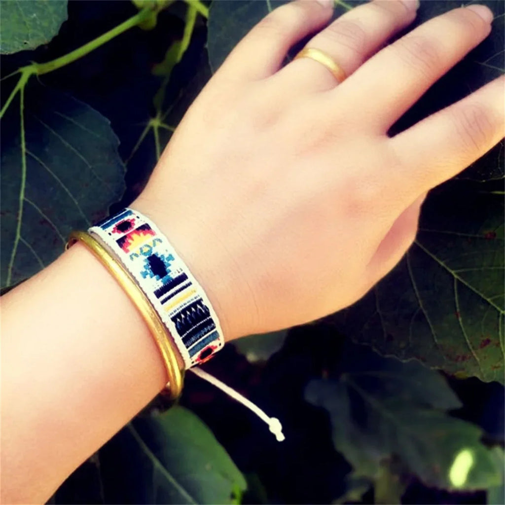 1pcs Boho Strawberry Flower Embroidered Bracelet for Kids Handmade Braided Bracelet