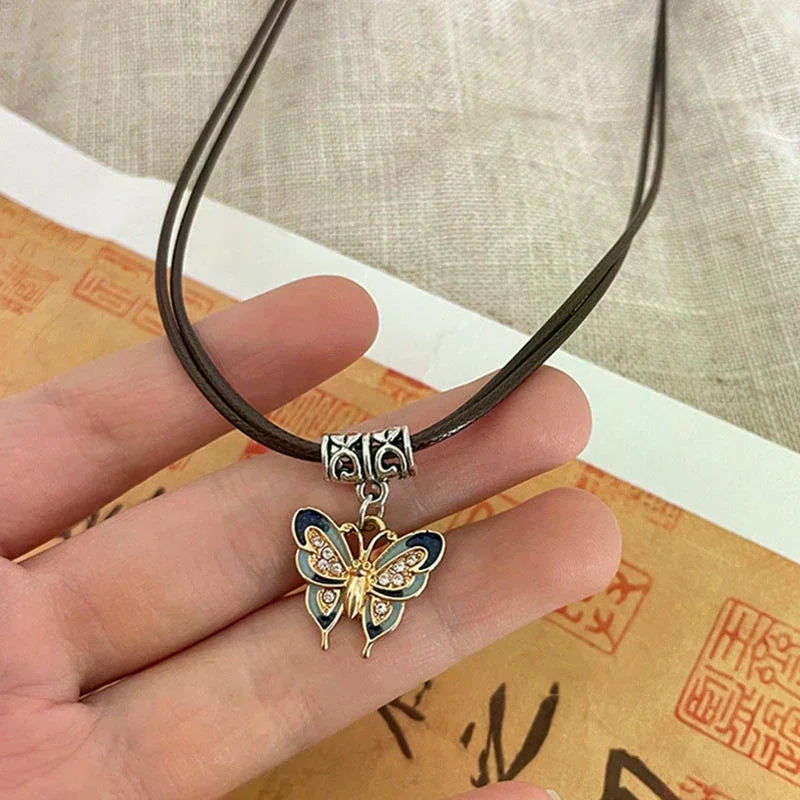 Chinese Style Fashion Retro Braided Rope Necklace Butterfly Flower Moon Safety Lock Pendant Necklace For Women Vintage Jewelry