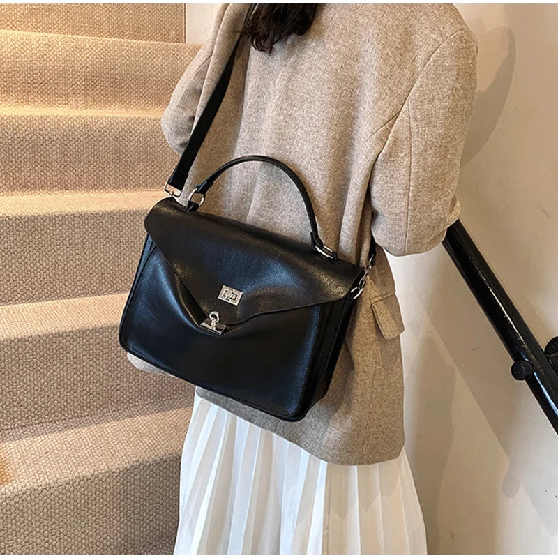 Crossbody Messenger Bag,Designer Versatile Large Capacity Commuting Shoulder Bag,Lady PU Tote Bags Vintage Buckle Handbag Brown