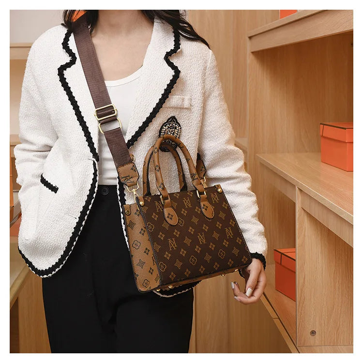 Elegant Ladies Handbag Retro Printed Crossbody Bag for Women Luxury Designer Leather Material Messenger Handbag for Travel