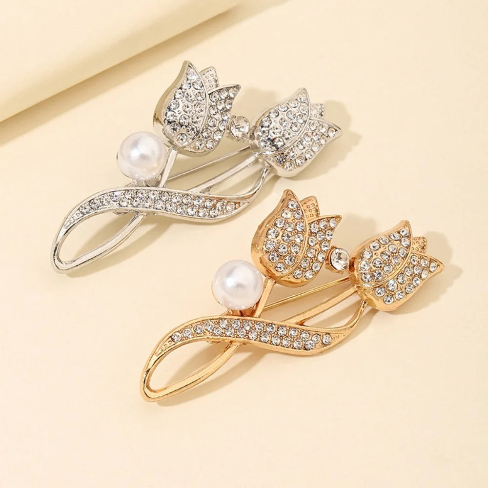 Luxury Love Heart Pearl Flower Brooch Women's Alloy Corsage Pin Tulip Flower Pins Elegant Wedding Jewelry Party Suit Accessories