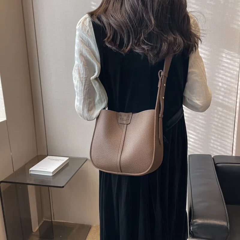 Fashion Women Crossbody Bags Shoulder Bags Luxury Brand Design Bucket Bag Ladies Large Capacity  PU Leather Portable Hand Bags