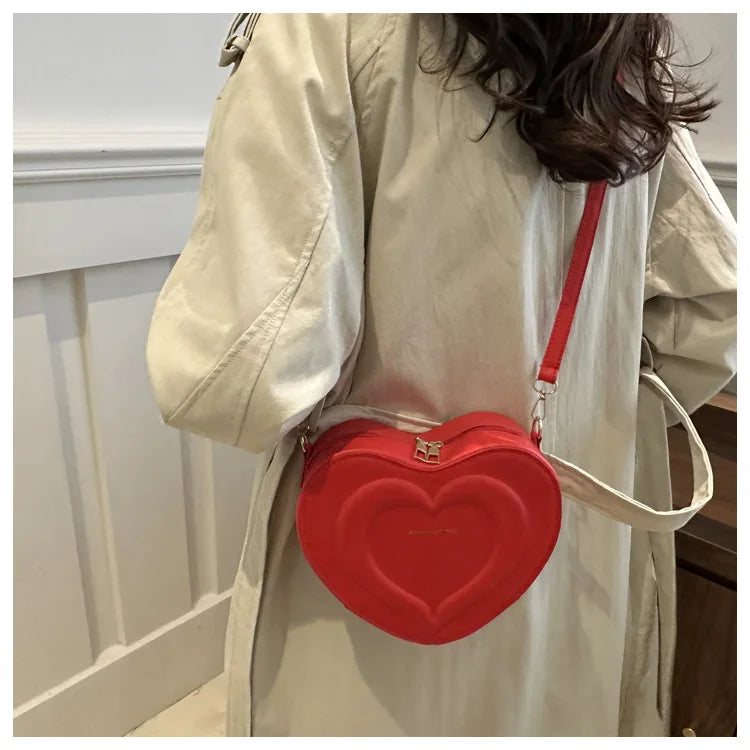 Fashion Heart Shape Crossbody Bags for Women Niche Design Solid Color Ladies Shoulder Bag Lightweight Female Love Handbags