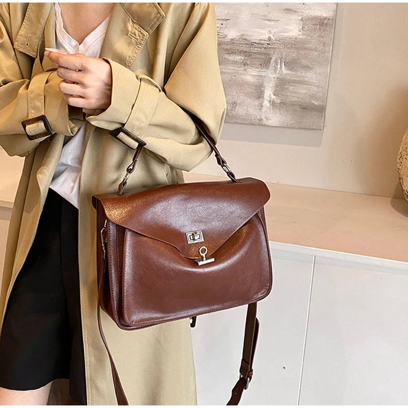 Crossbody Messenger Bag,Designer Versatile Large Capacity Commuting Shoulder Bag,Lady PU Tote Bags Vintage Buckle Handbag Brown