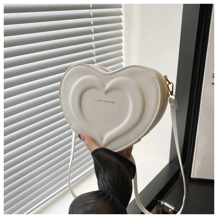 Fashion Heart Shape Crossbody Bags for Women Niche Design Solid Color Ladies Shoulder Bag Lightweight Female Love Handbags