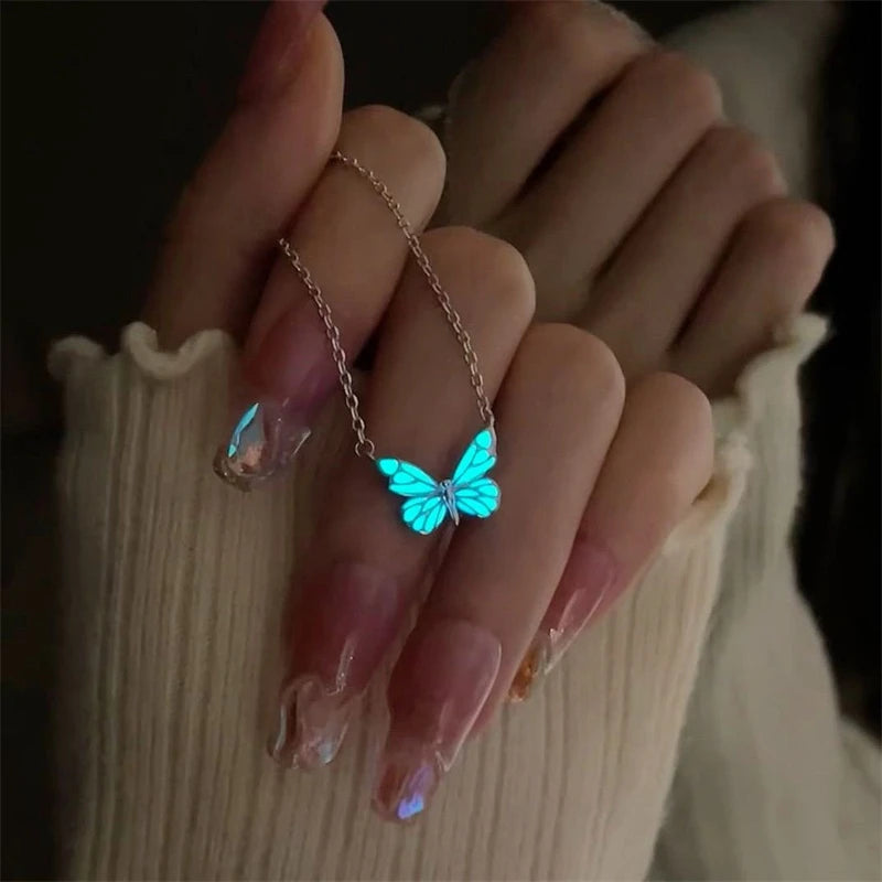 Minimalist Glow In The Dark Butterfly Chain Bracelet for Woman Romantic Blue Luminous Animal Bracelet Girl Party Jewelry Sets