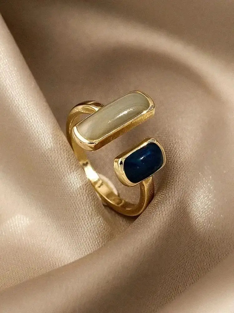 Luxury-luxurious and cool-distant style adjustable opening ring for women, a niche design.