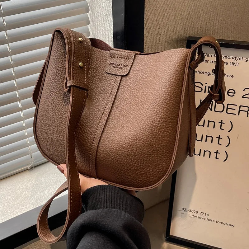 Fashion Women Crossbody Bags Shoulder Bags Luxury Brand Design Bucket Bag Ladies Large Capacity  PU Leather Portable Hand Bags