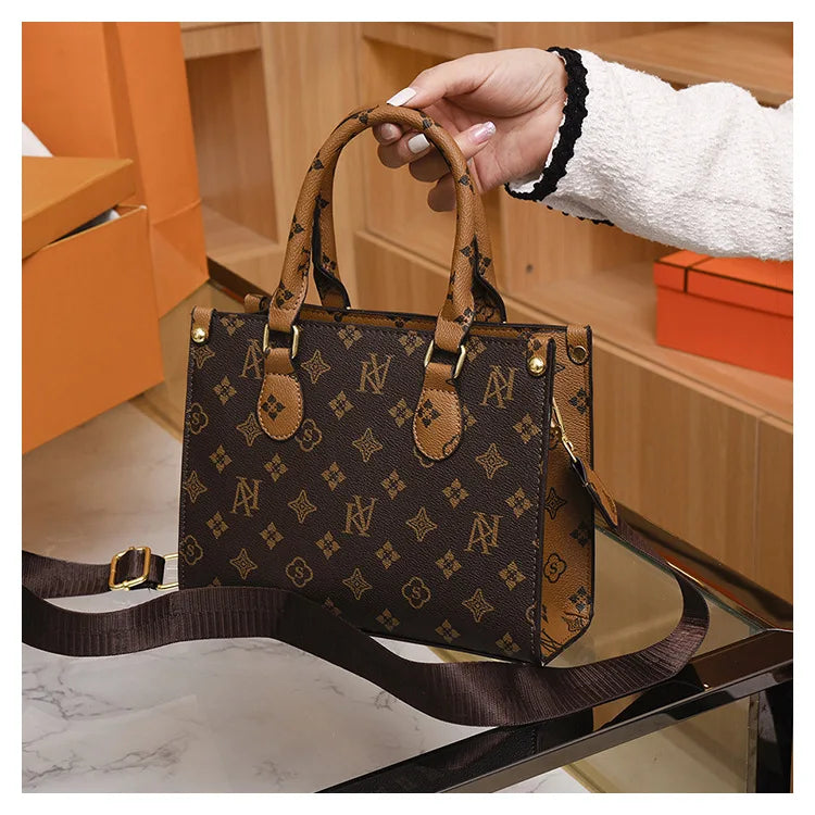 Elegant Ladies Handbag Retro Printed Crossbody Bag for Women Luxury Designer Leather Material Messenger Handbag for Travel