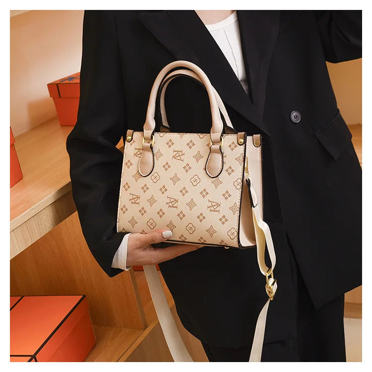 Elegant Ladies Handbag Retro Printed Crossbody Bag for Women Luxury Designer Leather Material Messenger Handbag for Travel