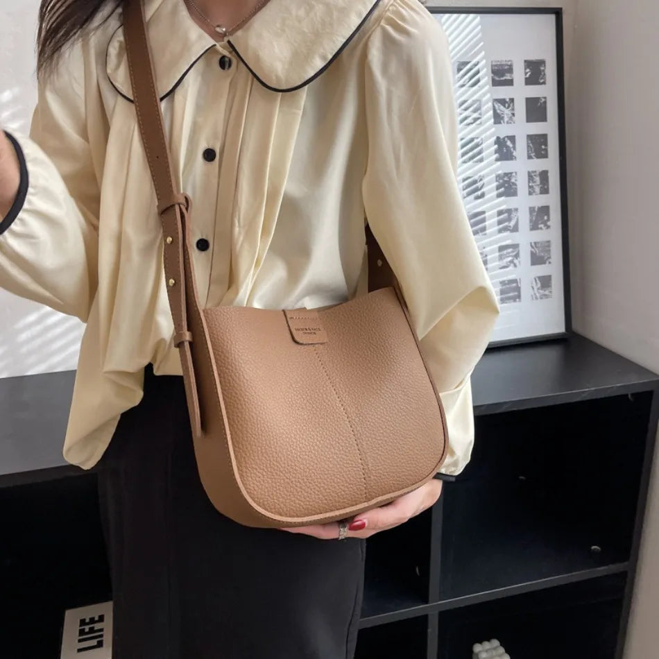 Fashion Women Crossbody Bags Shoulder Bags Luxury Brand Design Bucket Bag Ladies Large Capacity  PU Leather Portable Hand Bags
