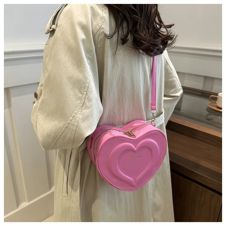 Fashion Heart Shape Crossbody Bags for Women Niche Design Solid Color Ladies Shoulder Bag Lightweight Female Love Handbags