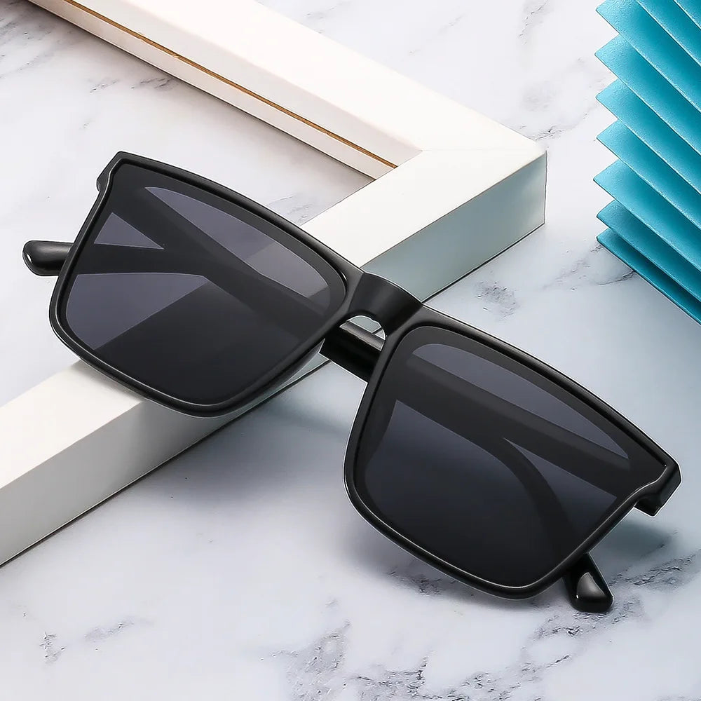 Luxury Square Vintage Sunglasses For Men Women Fashion Designer Outdoor Travel Driving Sun Glasses Eyewear UV400 Oculos De Sol