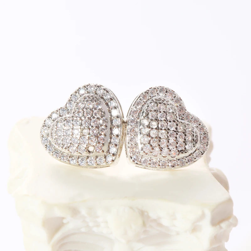 1 Pair of Copper Inlaid Zircon Fashionable Elegant Simple Versatile Heart-Shaped Stud Earrings for Women