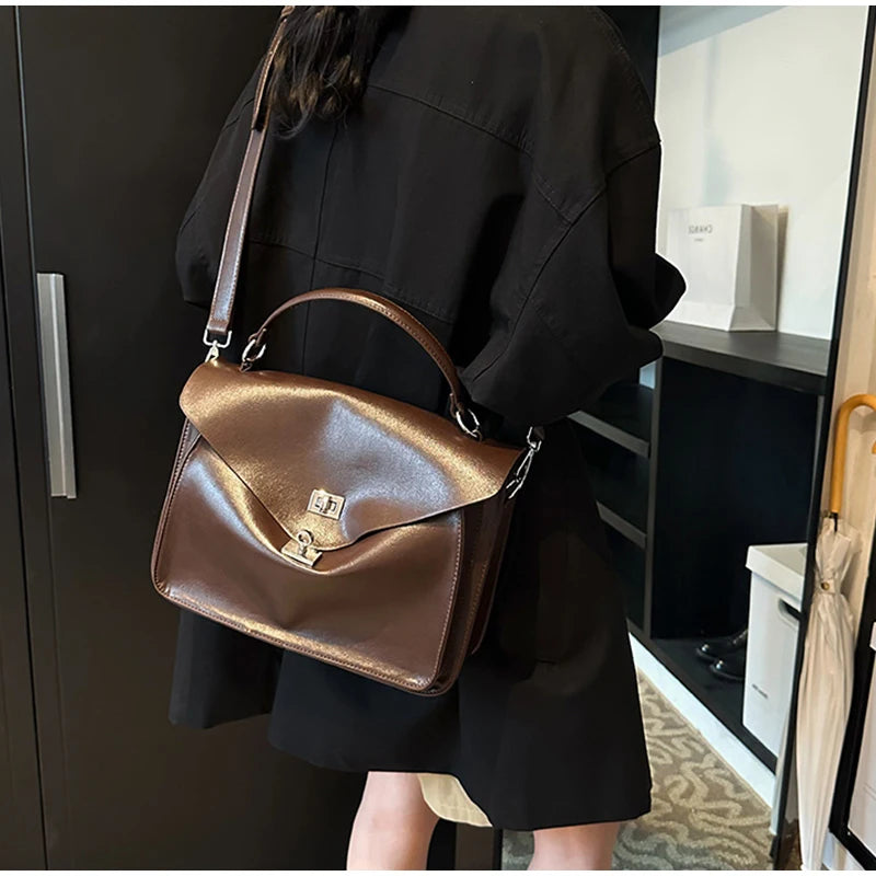 Crossbody Messenger Bag,Designer Versatile Large Capacity Commuting Shoulder Bag,Lady PU Tote Bags Vintage Buckle Handbag Brown