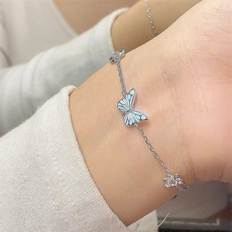 Minimalist Glow In The Dark Butterfly Chain Bracelet for Woman Romantic Blue Luminous Animal Bracelet Girl Party Jewelry Sets