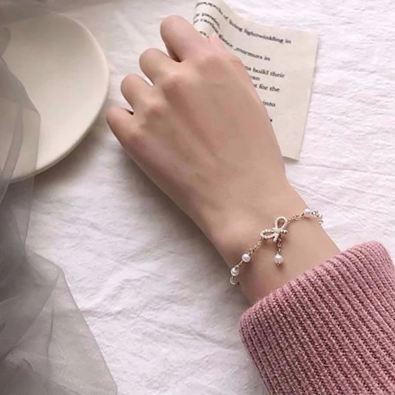Fashion Women Bow Pearls Charm Bracelet High Quality Crystal Thin Chain Bracelet Fashion Jewelry Hello Girl Gift