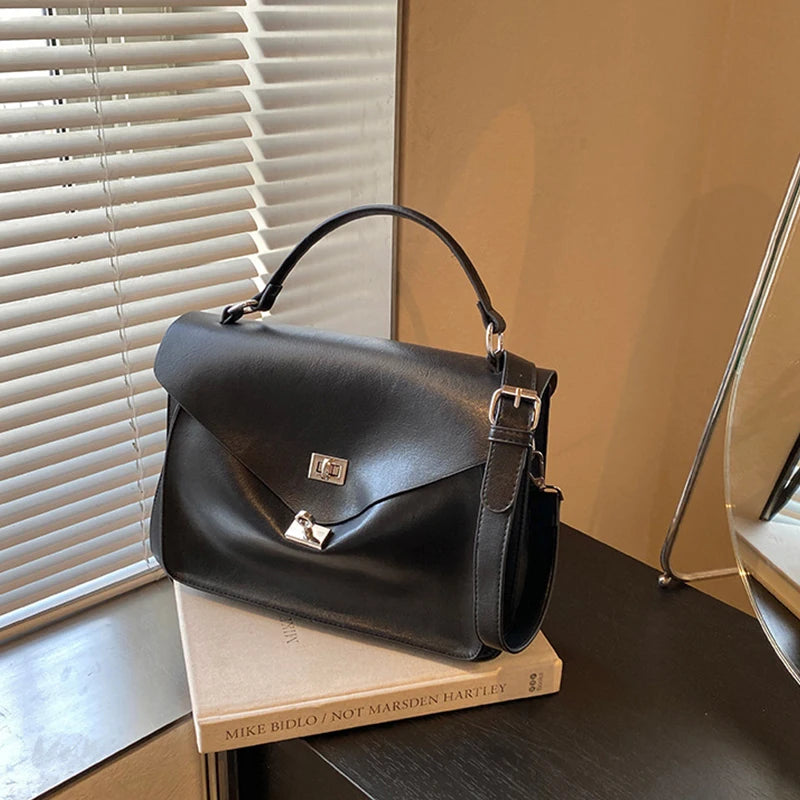 Crossbody Messenger Bag,Designer Versatile Large Capacity Commuting Shoulder Bag,Lady PU Tote Bags Vintage Buckle Handbag Brown