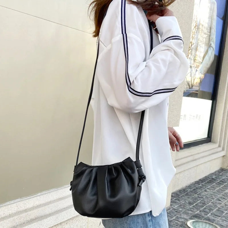 Fashion Women Shoulder Bag New Arrival Crossbody Bag Female Solid Color Pleated Design Ladies Bag Mini Zipper Cloud Bag For Girl