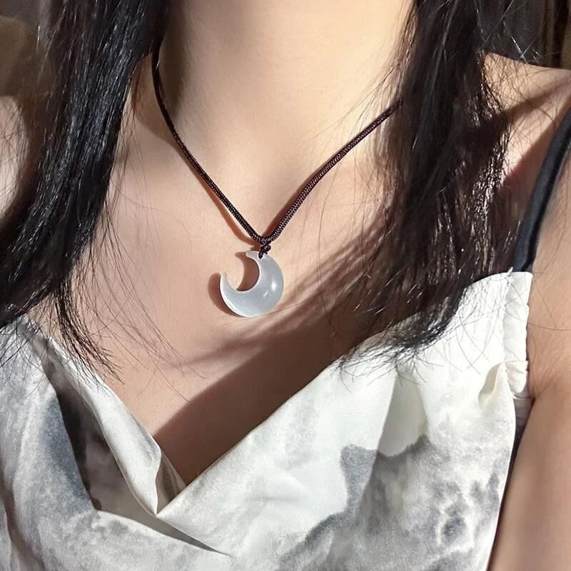Chinese Style Fashion Retro Braided Rope Necklace Butterfly Flower Moon Safety Lock Pendant Necklace For Women Vintage Jewelry