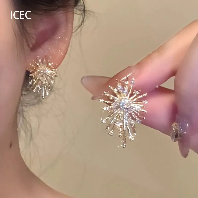 New flower Zircon Earrings and Earstuds for Women's Fashion, Light Luxury, Personalized and High end Earrings