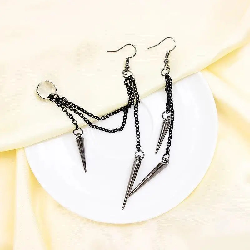 Men Retro Black Tassel Chain Long Earrings Punk Earrings Hiphop Rivet Earrings For Women Gothic Party Jewelry