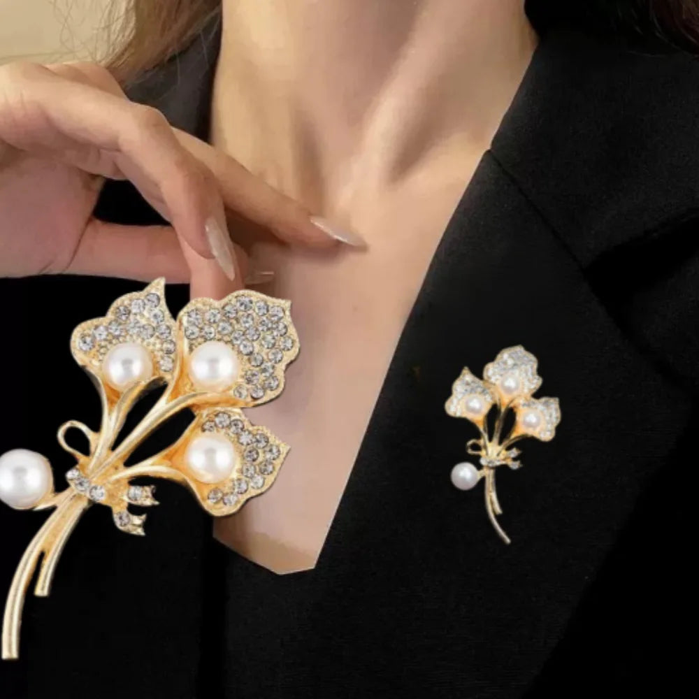 Luxury Love Heart Pearl Flower Brooch Women's Alloy Corsage Pin Tulip Flower Pins Elegant Wedding Jewelry Party Suit Accessories