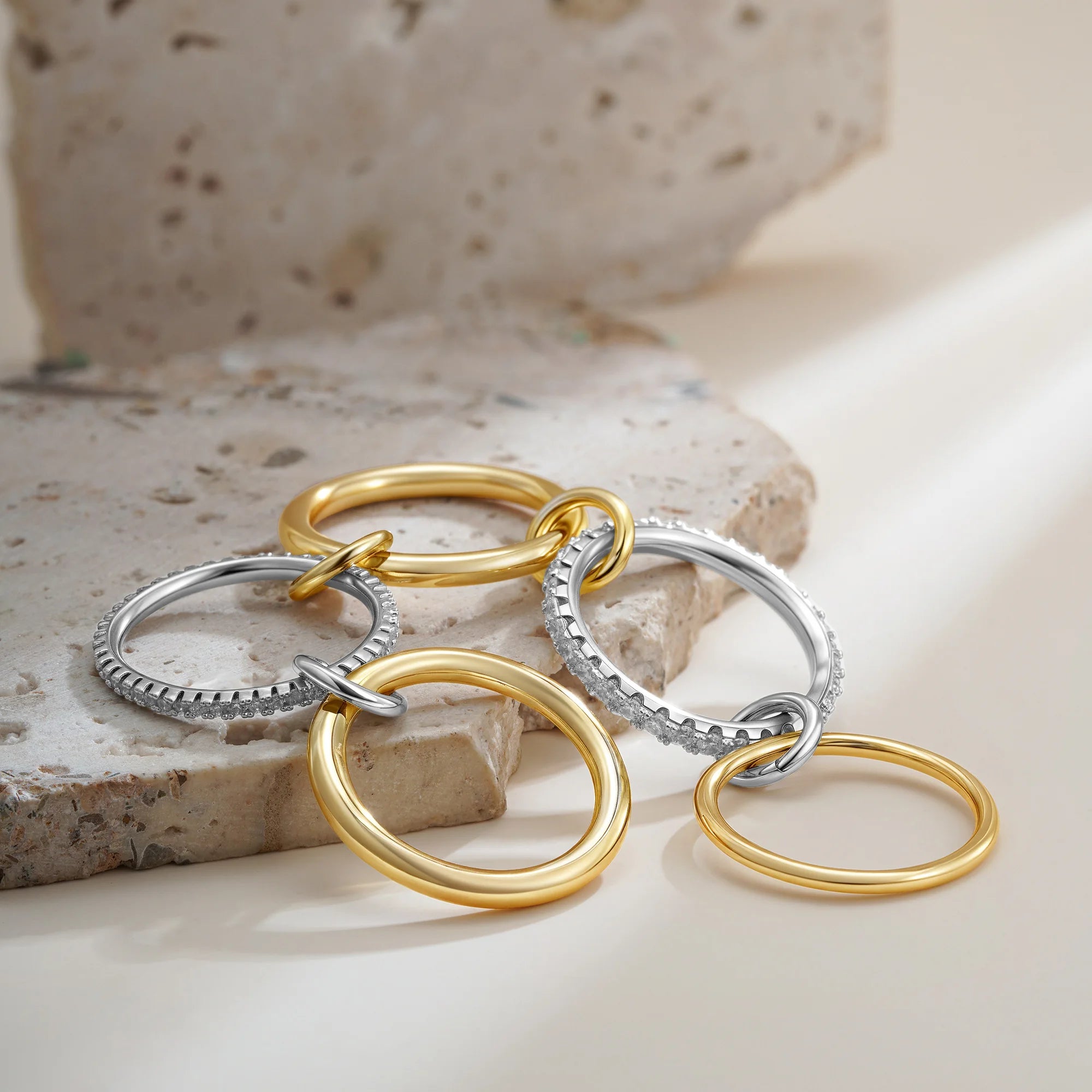 Luxury Cubic Zirconia Gold Plating Multilayer Connecting Rings for Women Fashion Mixed Color Stackable Finger Ring Party Jewelry