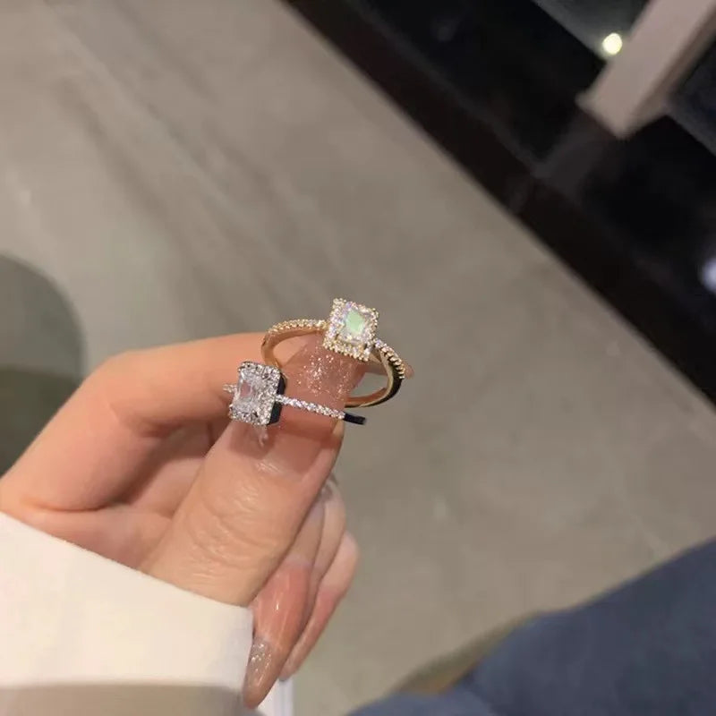 Luxury Classic Square Zircon Wedding Engagement Rings for Women Exquisite Open Adjustable Geometry Shine Rings Charm Jewelry